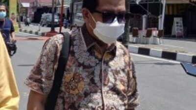 Dekan FISIP Unri Jalani Pemeriksaan Perdana di Reskrimum Polda Riau