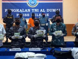 TNI AL Dumai Gagalkan Penyeludupan Sabu 14 Kg Di Perairan Bengkalis-Riau