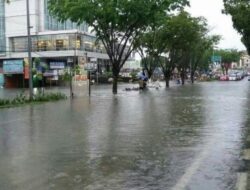 Begini Tanggapan Dinas PUPR Pekanbaru Soal Banjir di Beberapa Titik Jalan Sudirman