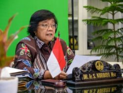 Menteri LHK Siti Nurbaya Hanya Bisa ‘Bungkam’ Saat Ditanya Proses Izin HGU Surya Dumai Group di Riau