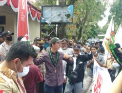 Sempat Bentrok di Depan Kantor BPN Riau, FMPPM   Desak Pencabutan HGU PT. TUM di Segerakan